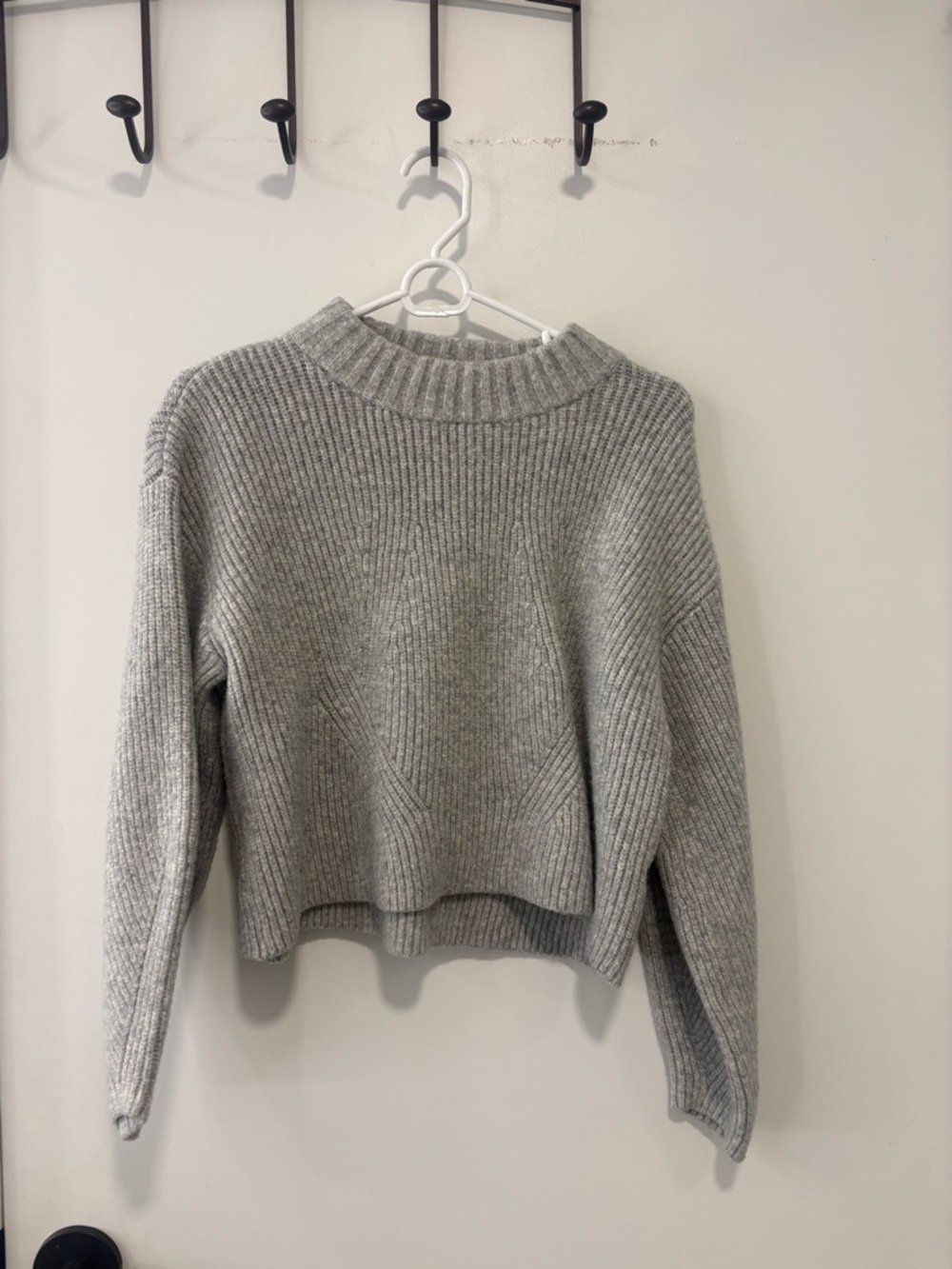 H&M Light Gray Ribbed Mock-Neck Sweater